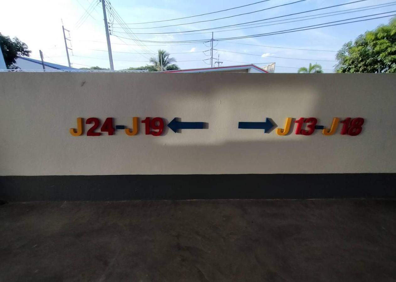 Jirapa Modern Resort Chonburi Bagian luar foto