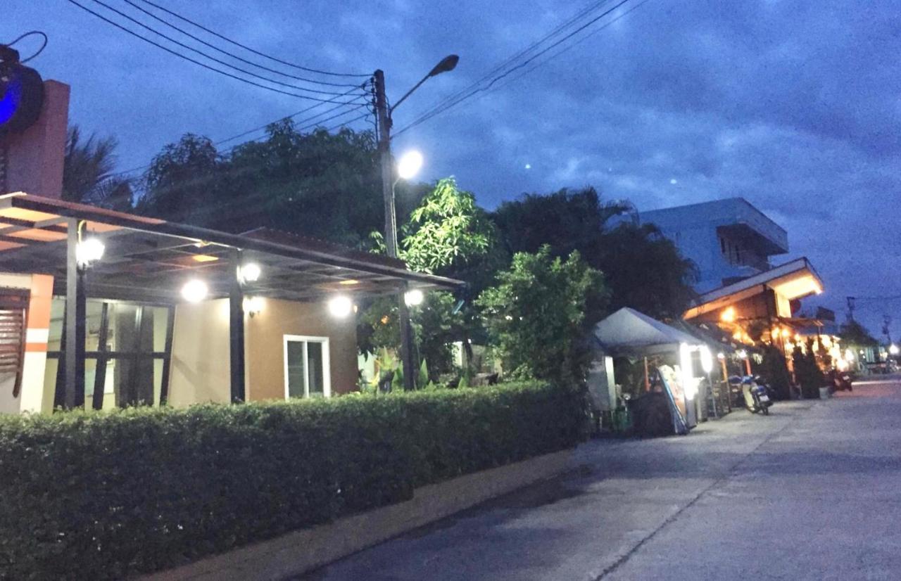 Jirapa Modern Resort Chonburi Bagian luar foto