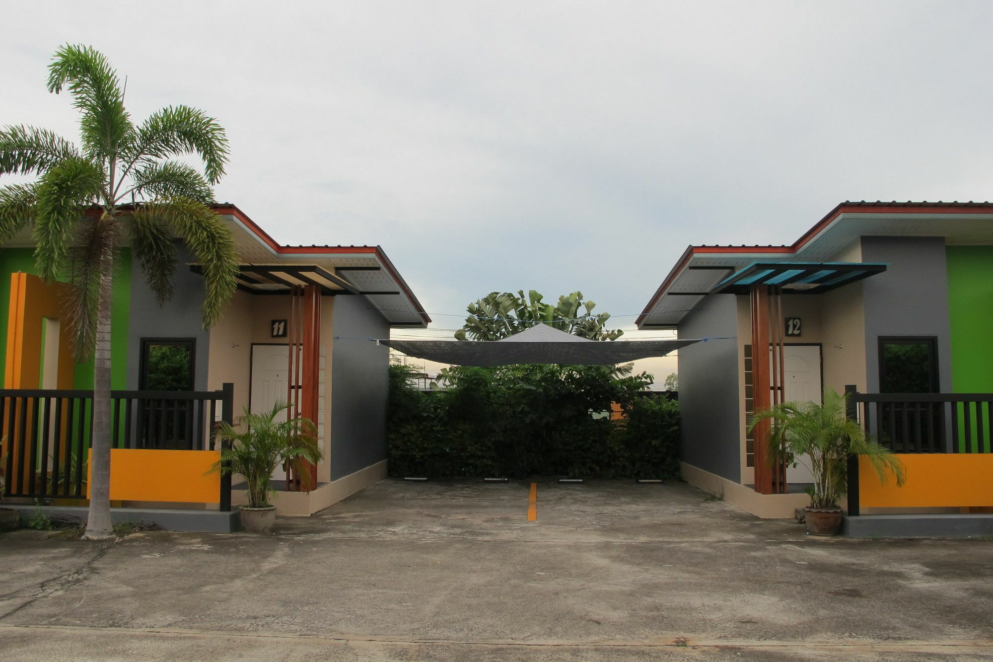 Jirapa Modern Resort Chonburi Bagian luar foto